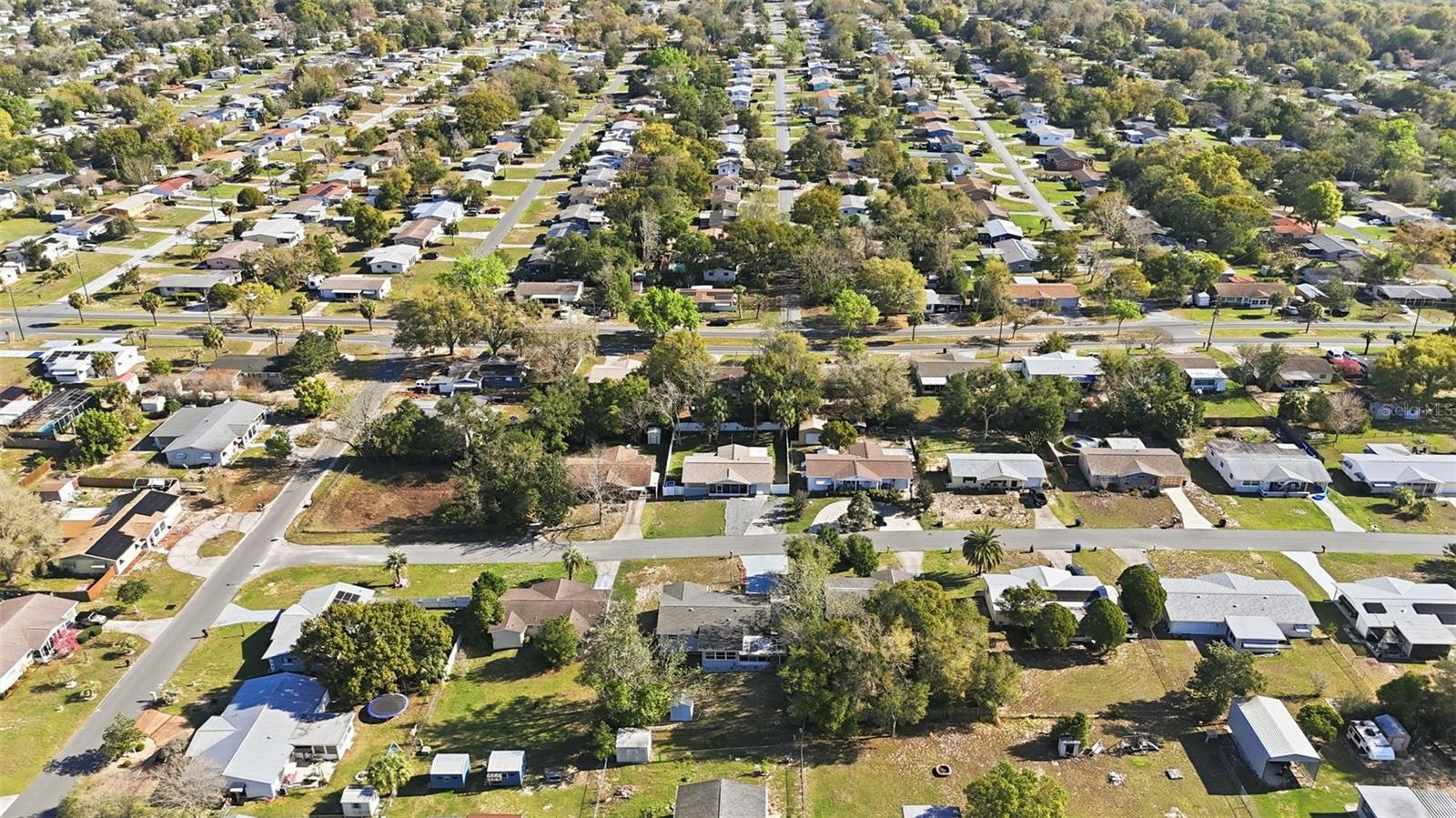 Image 43 of 45 For 6 Oak Hollow Drive