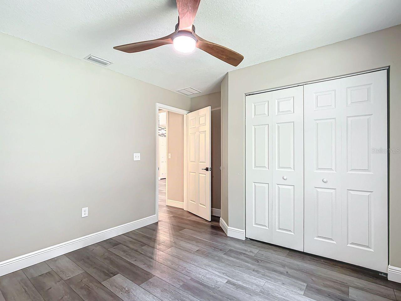 Image 18 of 32 For 15500? 49 Place