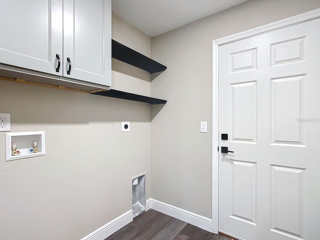 Image 31 of 32 For 15500? 49 Place