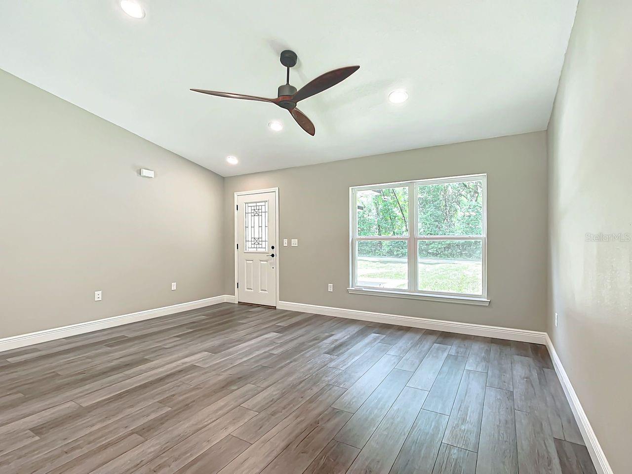 Image 6 of 32 For 15500? 49 Place