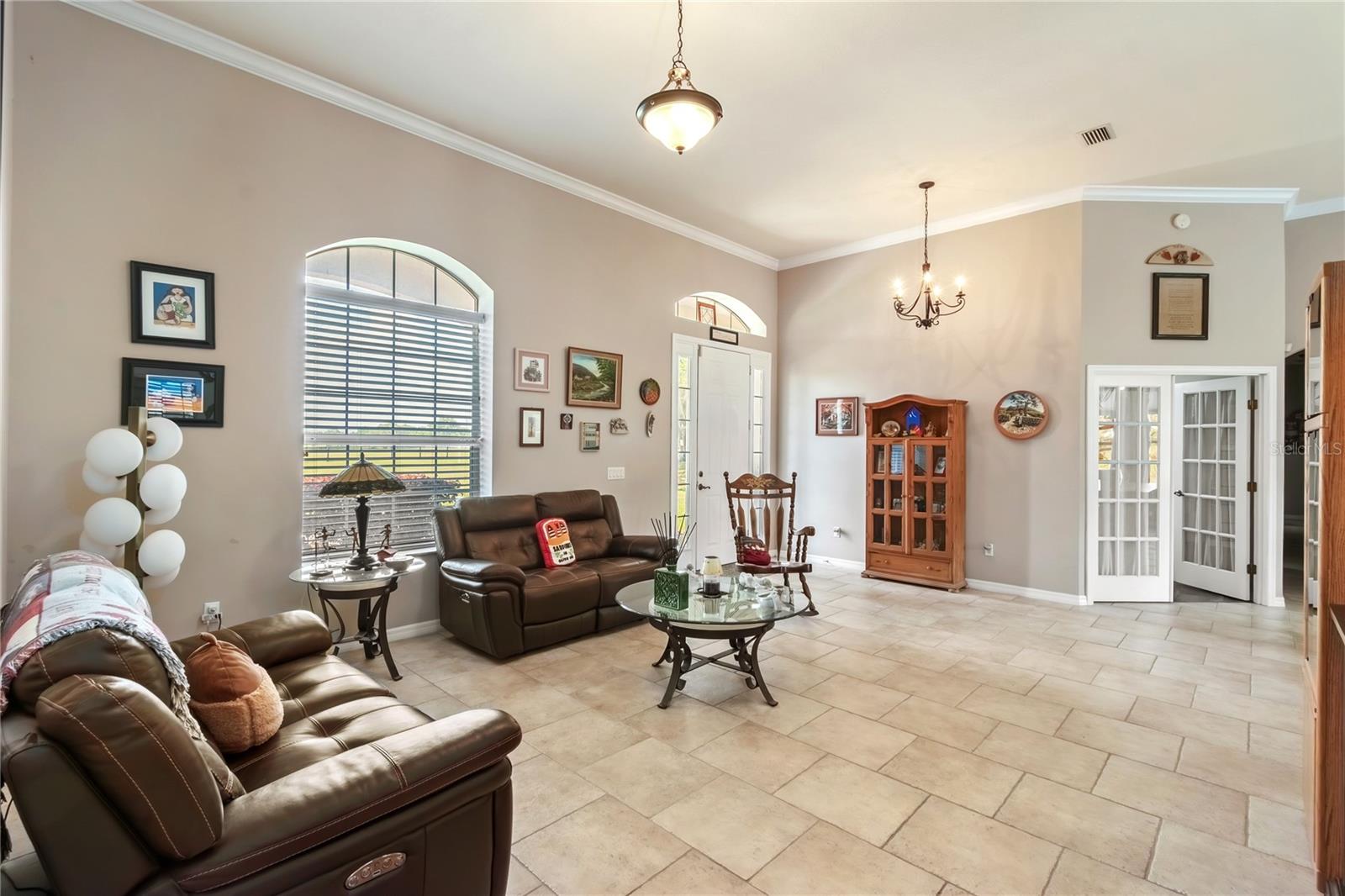 Image 11 of 100 For 13025 Gainesville Road