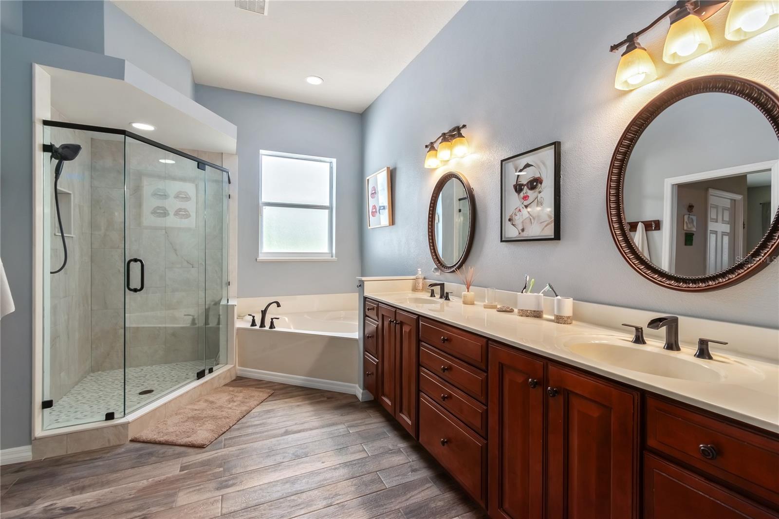 Image 28 of 100 For 13025 Gainesville Road