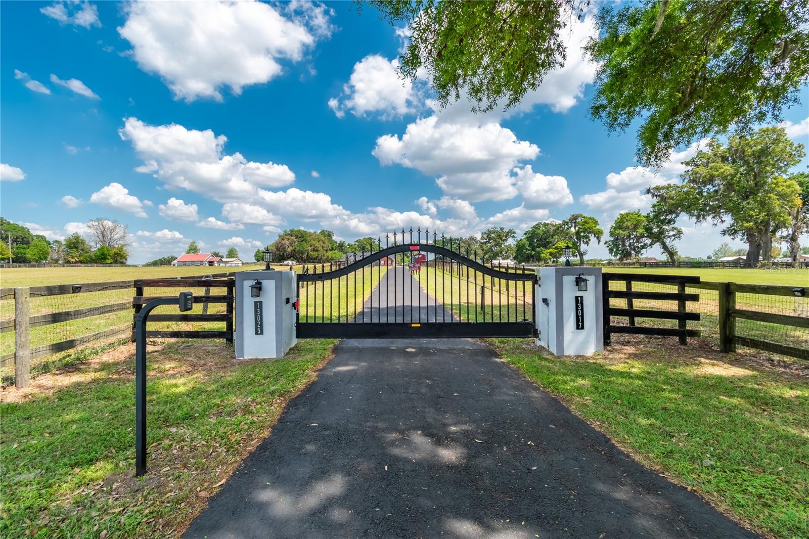 Image 3 of 100 For 13025 Gainesville Road