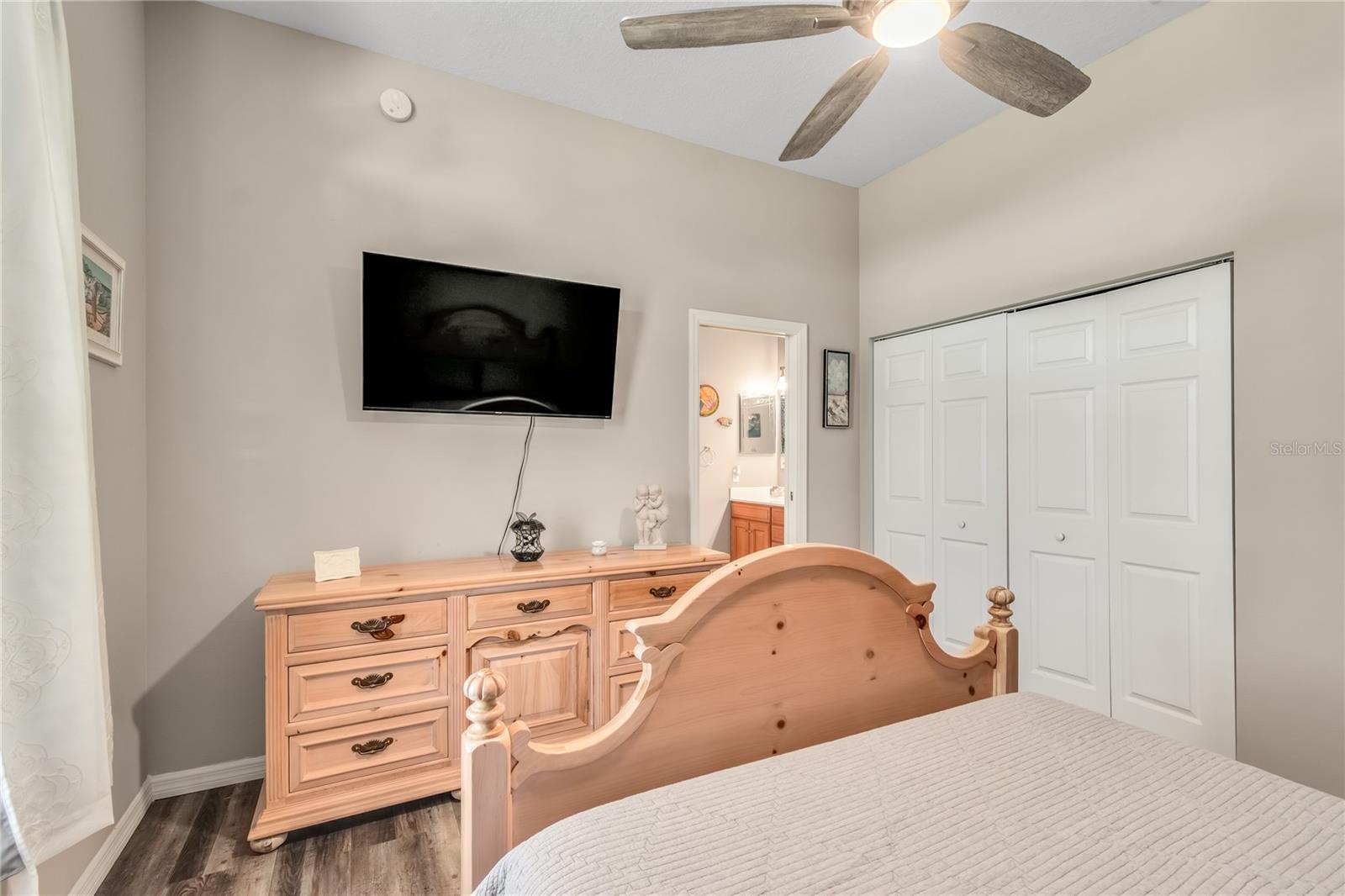 Image 39 of 100 For 13025 Gainesville Road