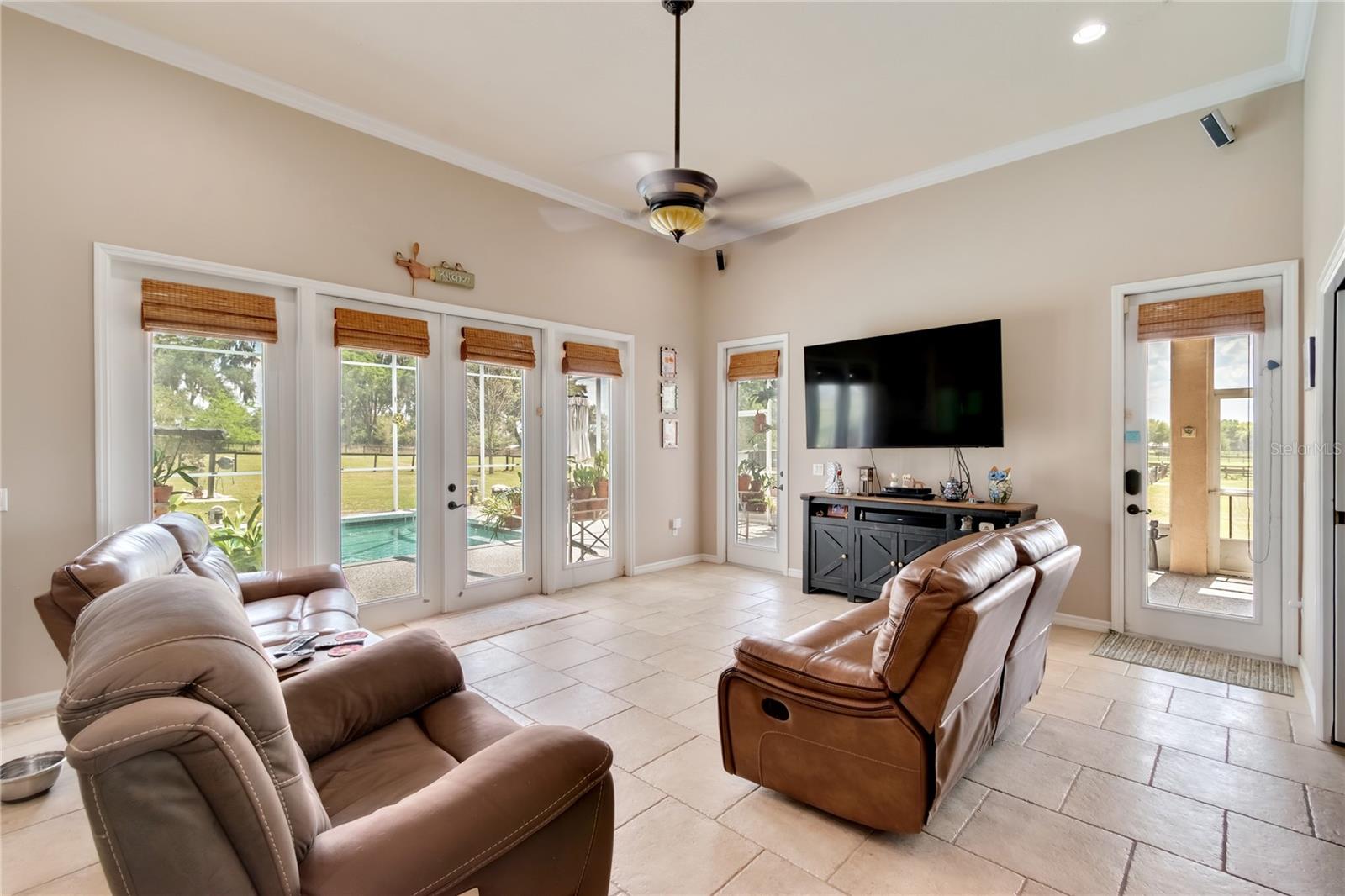 Image 43 of 100 For 13025 Gainesville Road