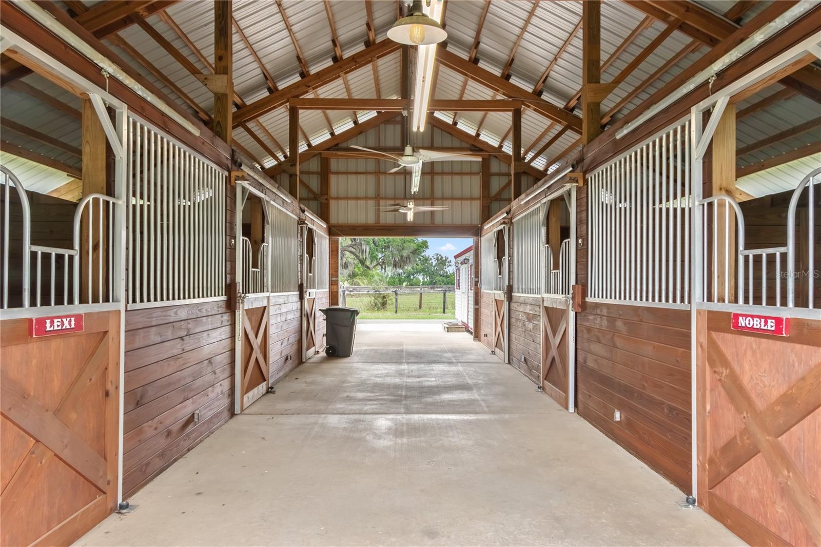 Image 54 of 100 For 13025 Gainesville Road