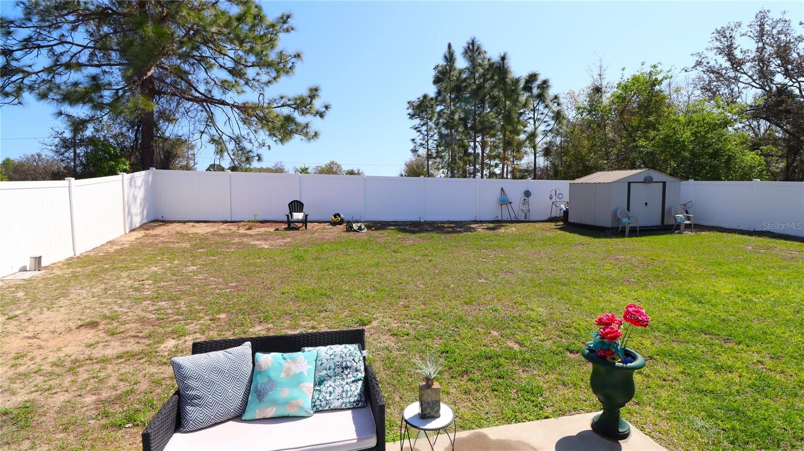 Image 21 of 32 For 12495 102nd Avenue