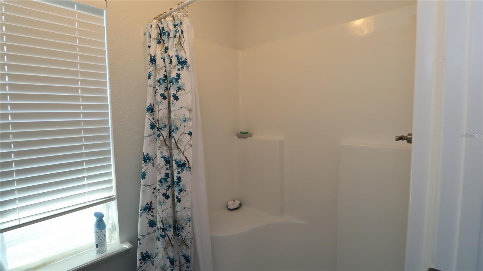 Image 30 of 32 For 12495 102nd Avenue