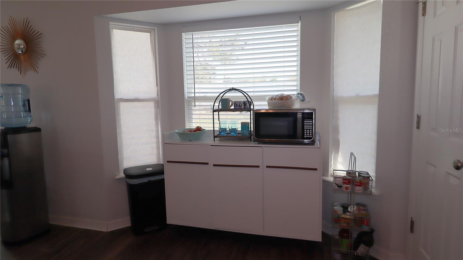 Image 9 of 32 For 12495 102nd Avenue