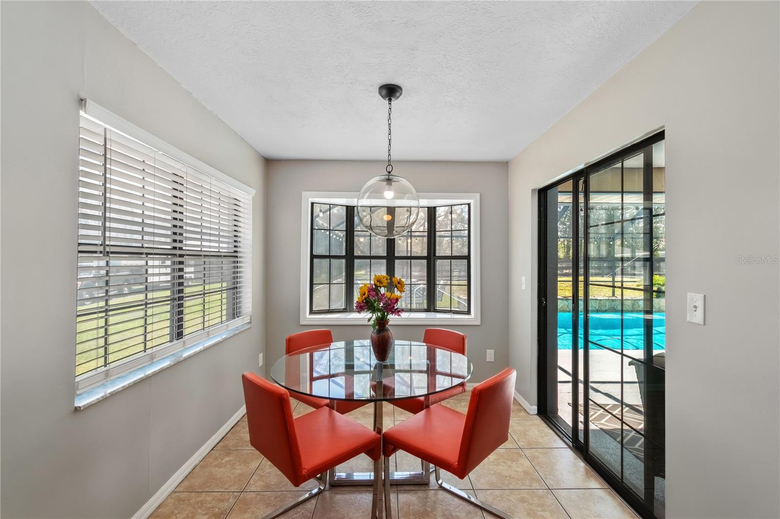 Image 18 of 68 For 10 Carry Back Road