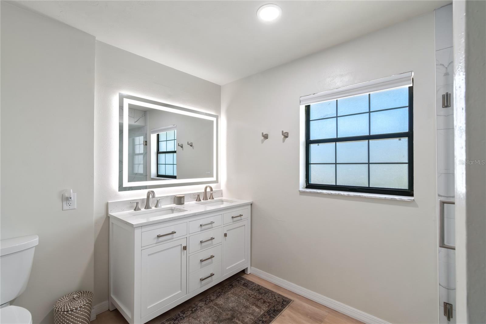 Image 25 of 68 For 10 Carry Back Road