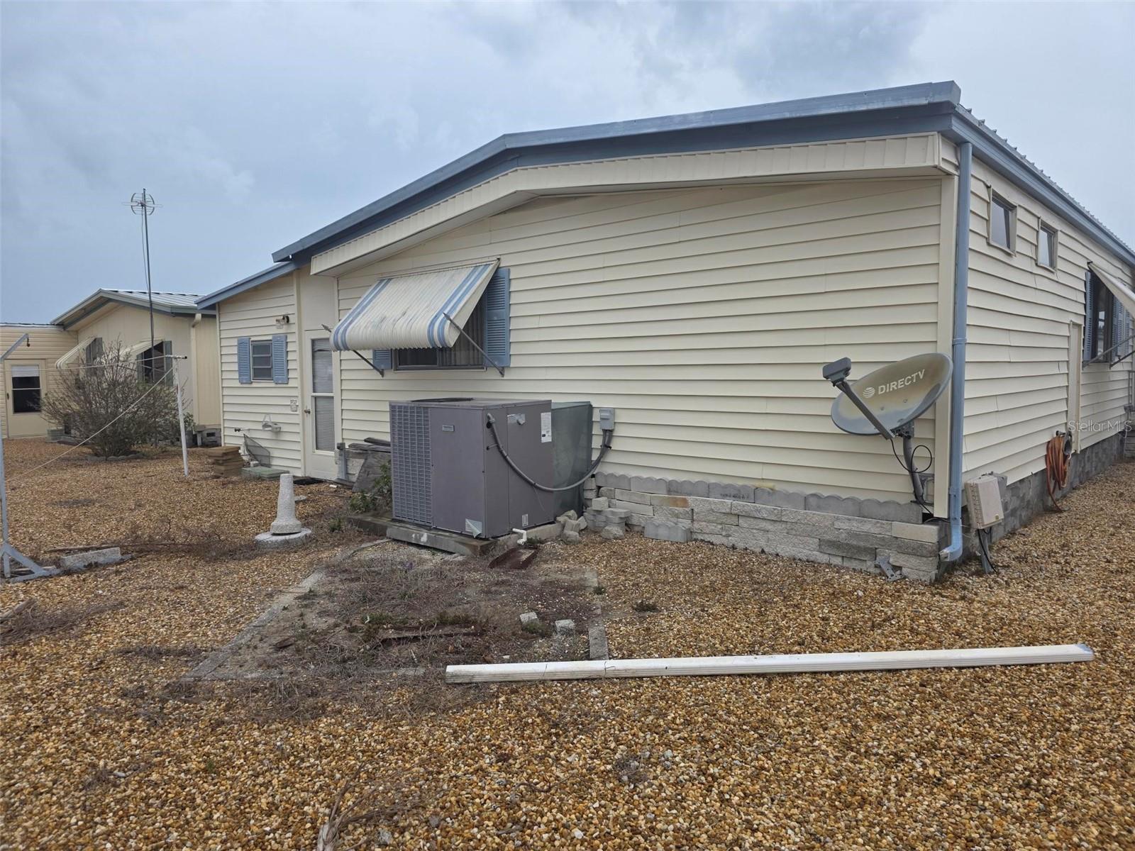 Listing photo id 21 for 7406 Stillwater Drive