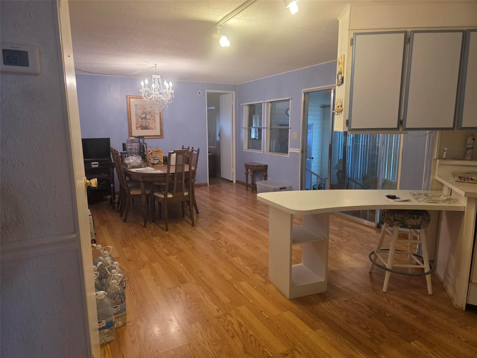 Listing photo id 5 for 7406 Stillwater Drive