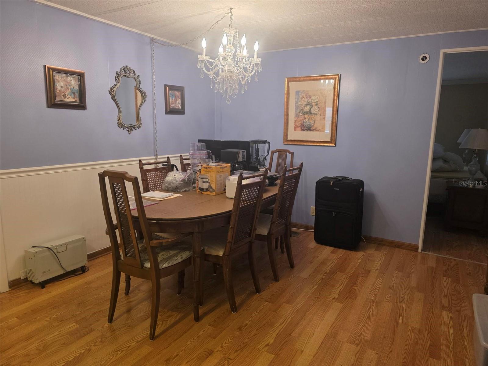 Listing photo id 6 for 7406 Stillwater Drive