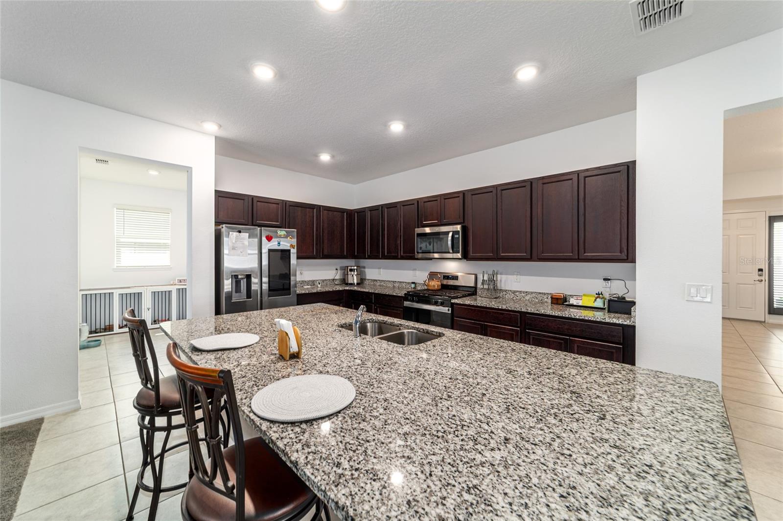 Image 26 of 83 For 6433 73rd Avenue