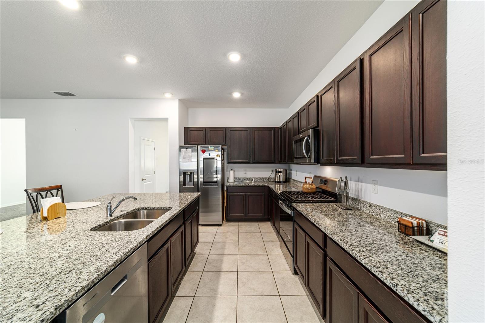 Image 27 of 83 For 6433 73rd Avenue