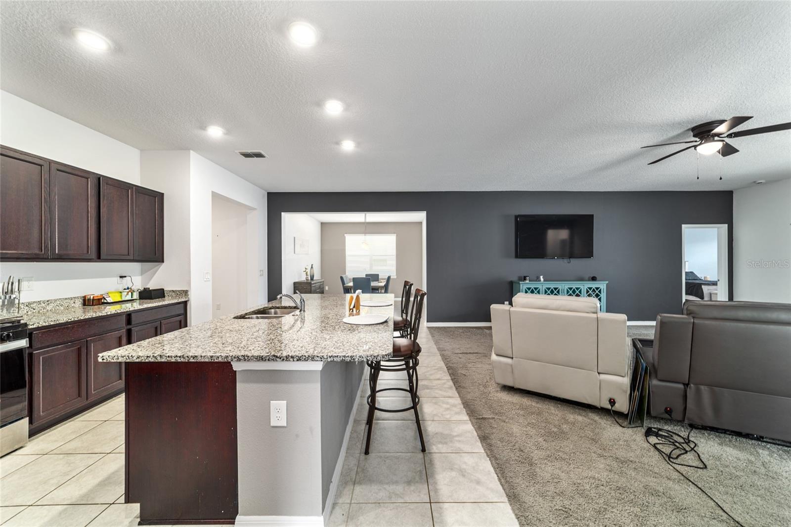 Image 30 of 83 For 6433 73rd Avenue