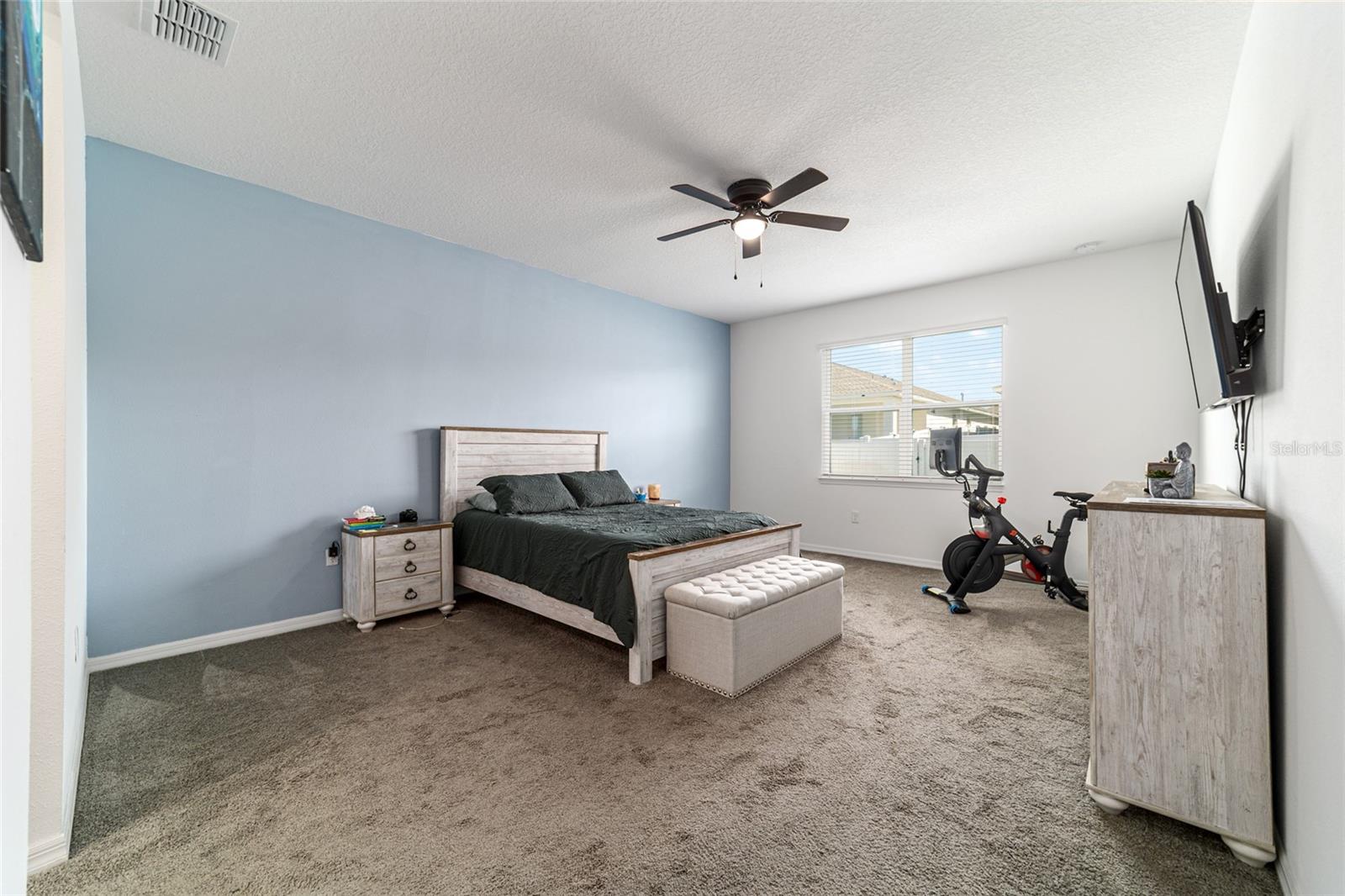 Image 35 of 83 For 6433 73rd Avenue