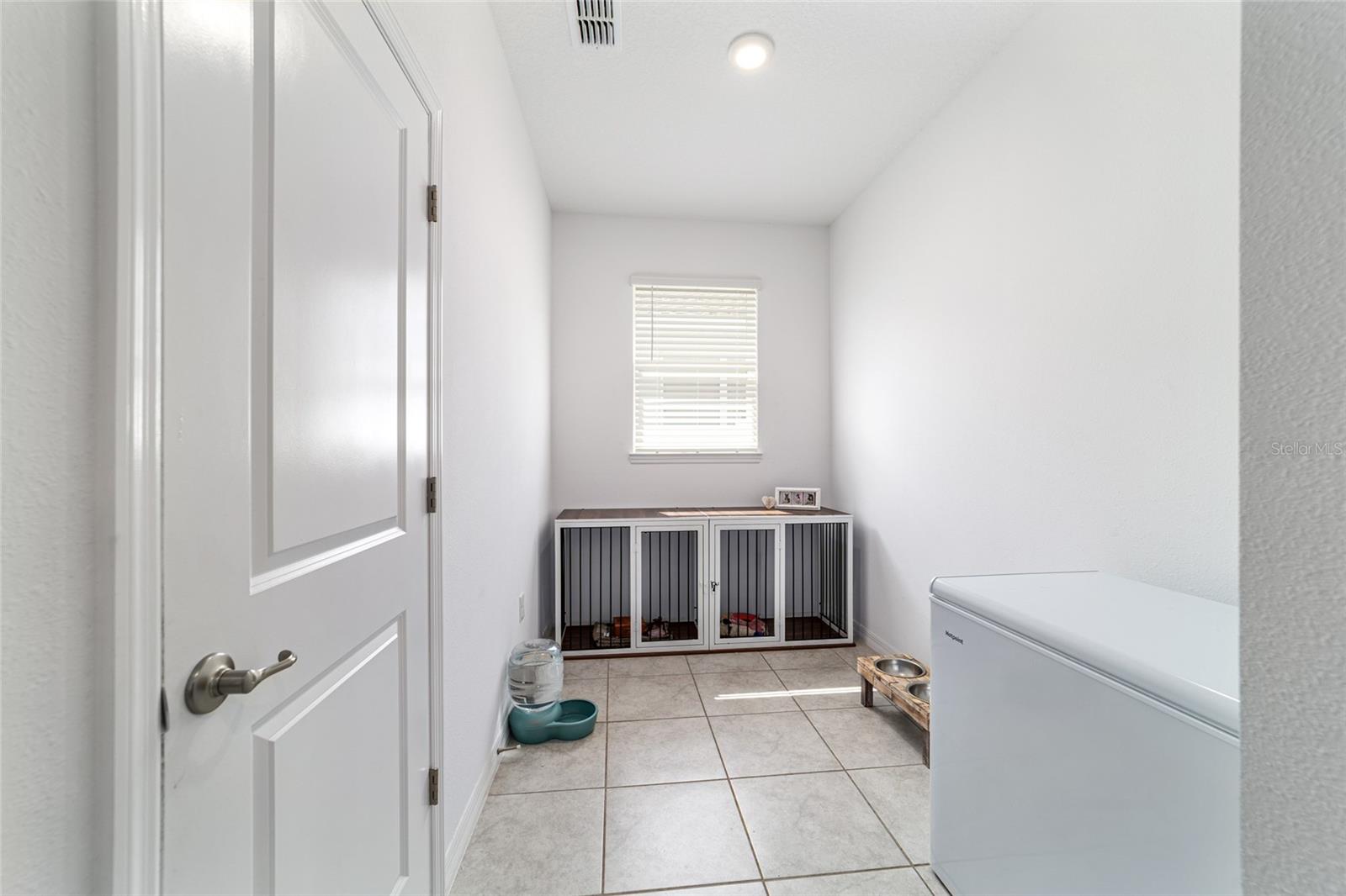 Image 49 of 83 For 6433 73rd Avenue