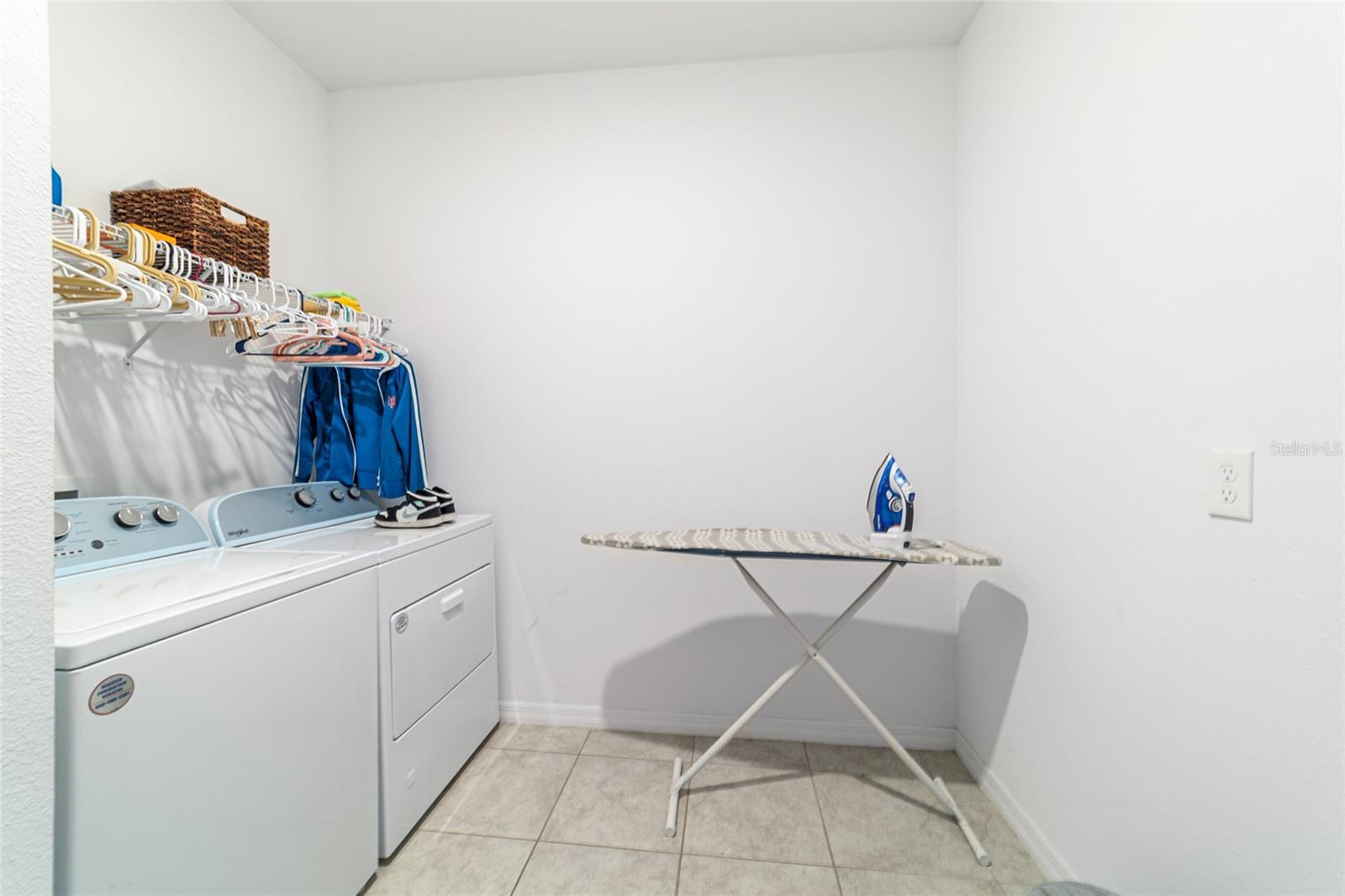 Image 60 of 83 For 6433 73rd Avenue