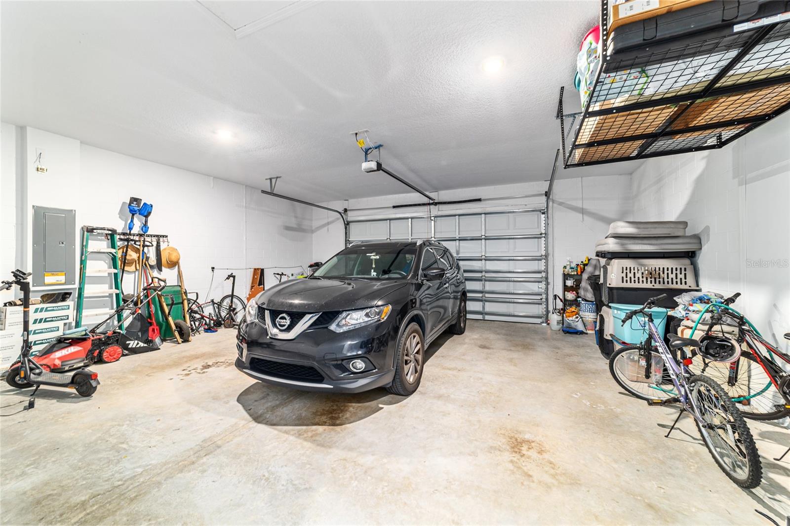 Image 61 of 83 For 6433 73rd Avenue