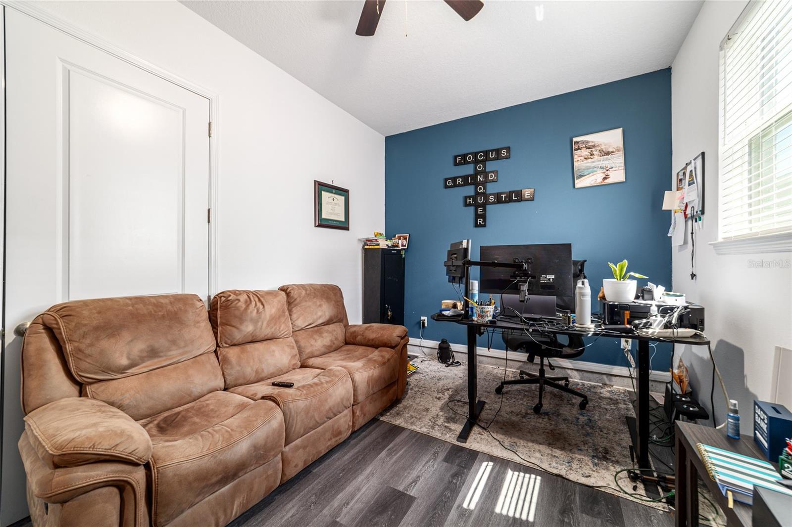 Image 63 of 83 For 6433 73rd Avenue