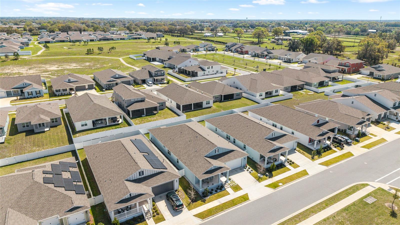 Image 73 of 83 For 6433 73rd Avenue