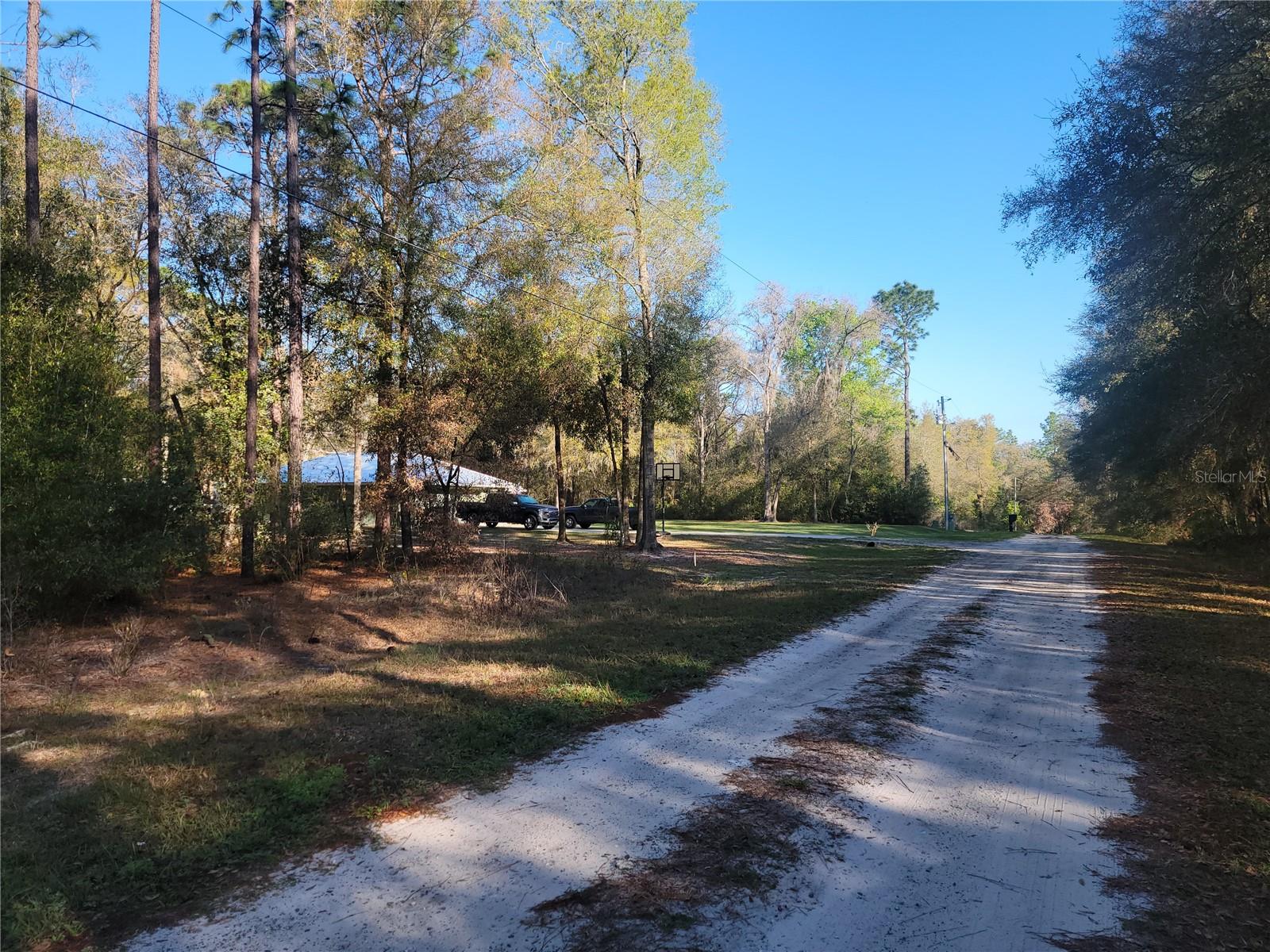 Image 5 of 6 For 00 133rd Court