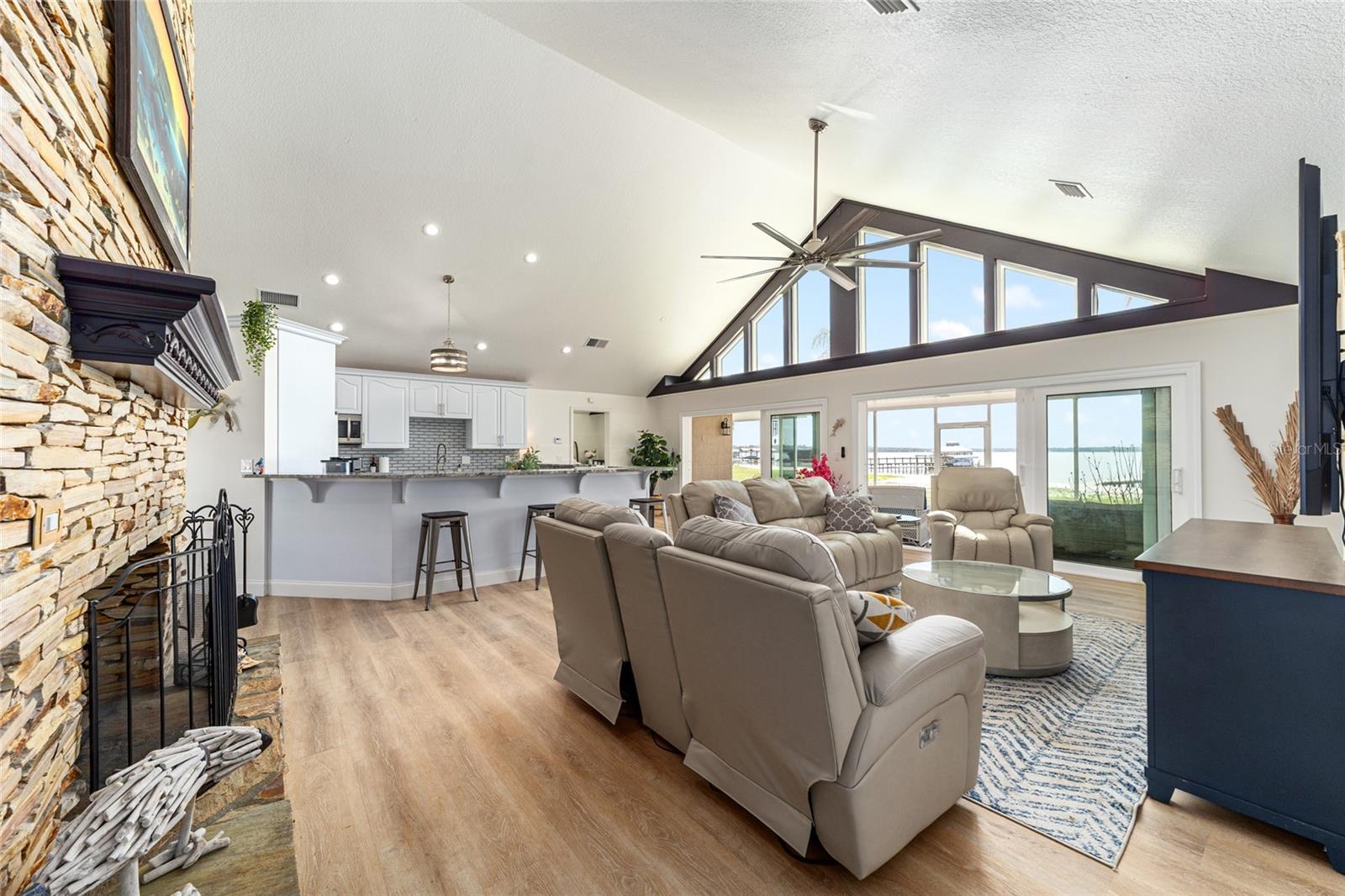 Image 19 of 62 For 12830 144th Avenue