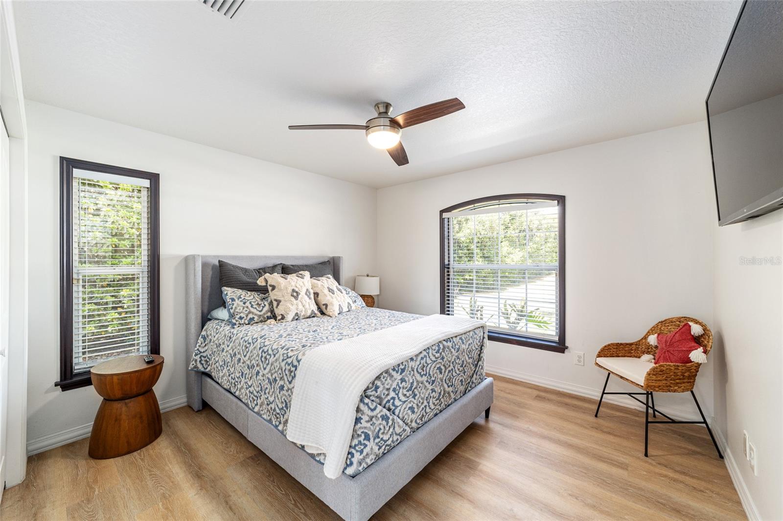 Image 41 of 62 For 12830 144th Avenue