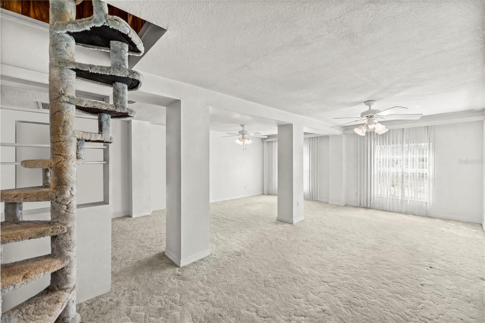 Image 13 of 50 For 17645 61st Street Road