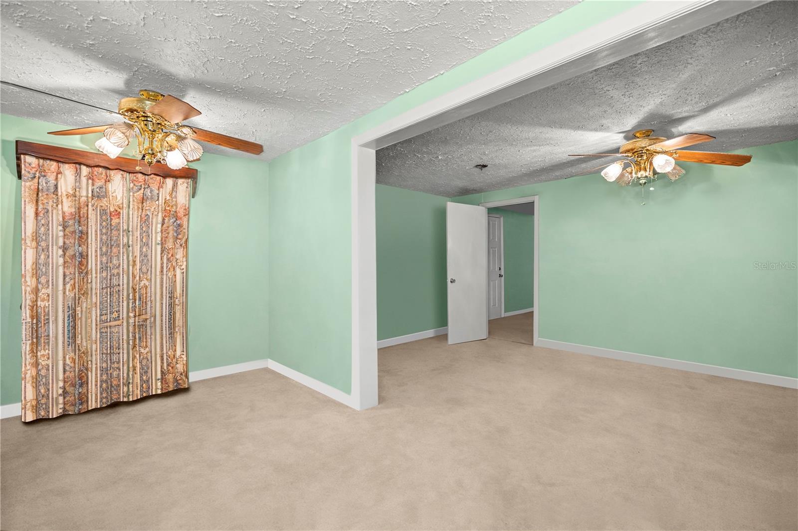 Image 16 of 50 For 17645 61st Street Road