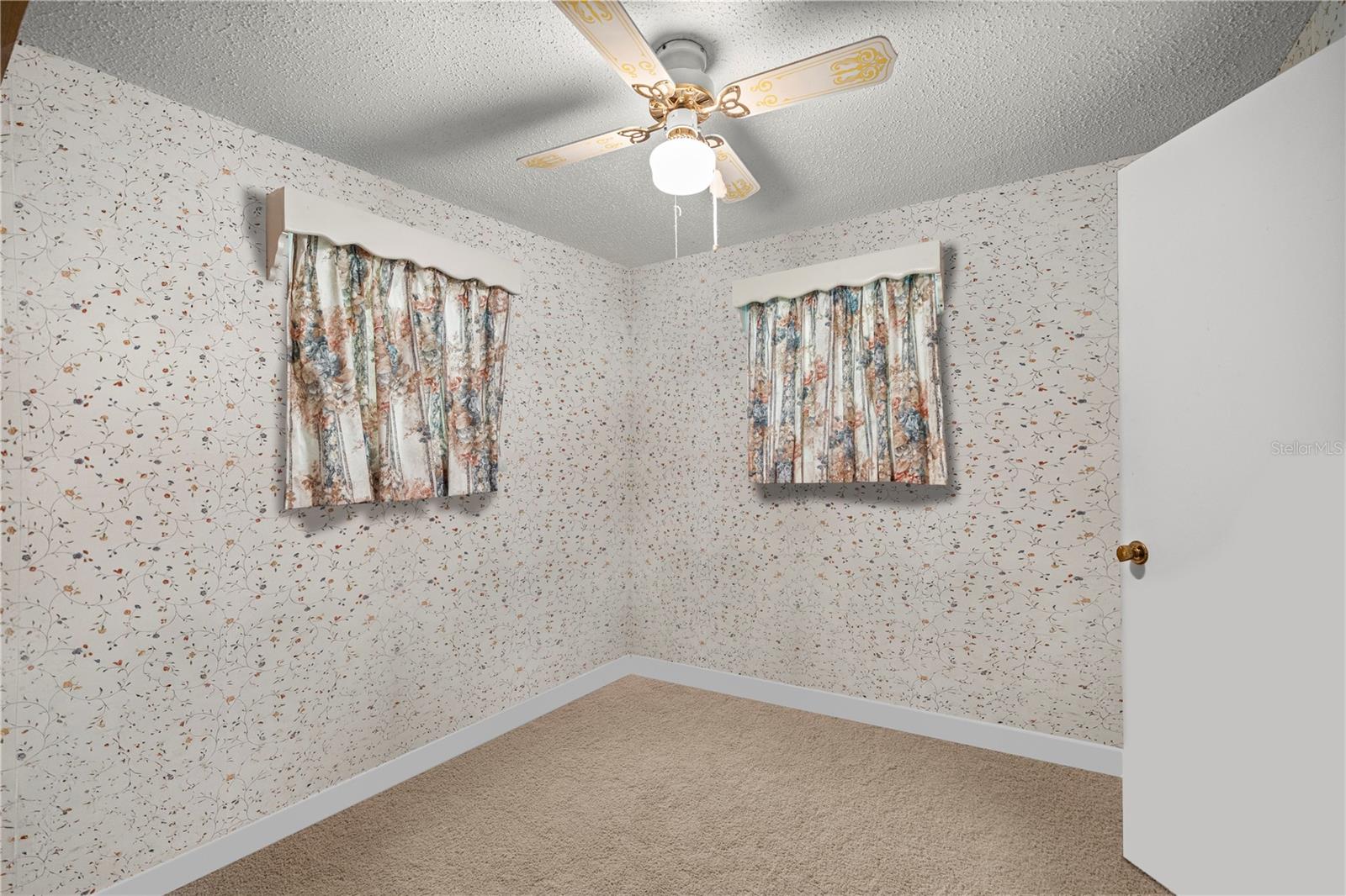 Image 18 of 50 For 17645 61st Street Road