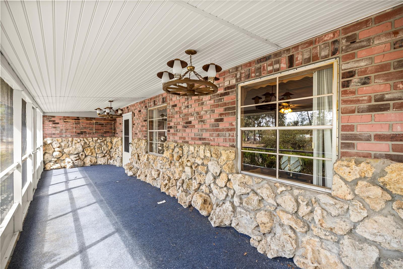 Image 6 of 50 For 17645 61st Street Road