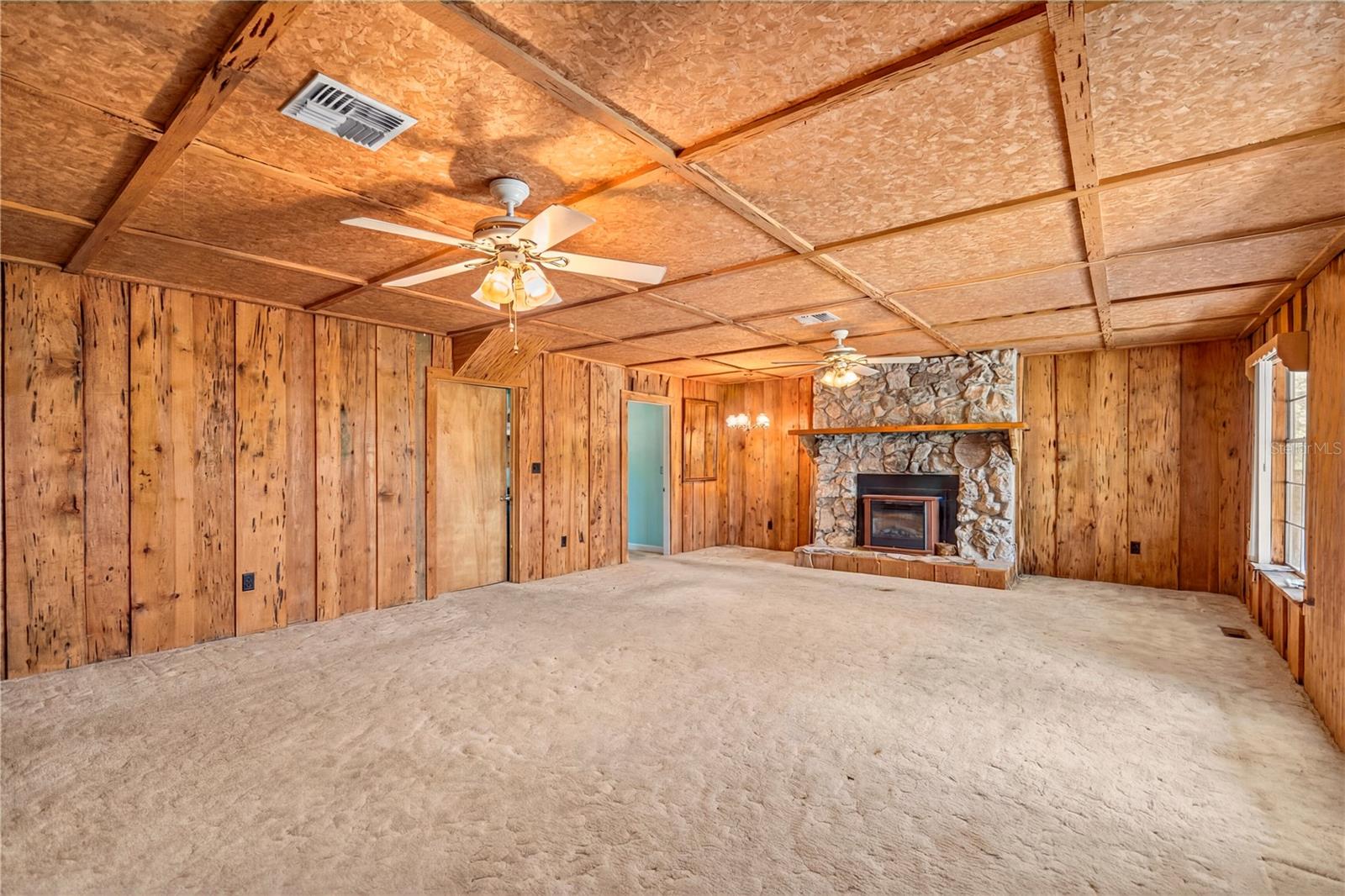 Image 9 of 50 For 17645 61st Street Road