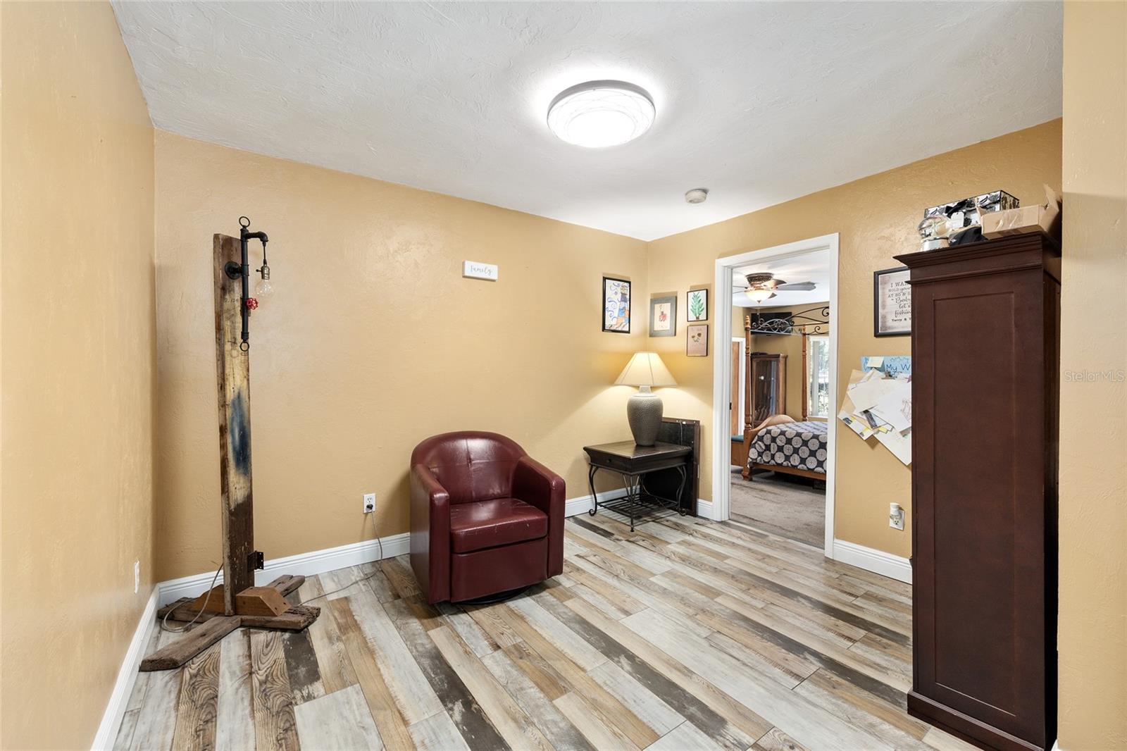 Image 15 of 48 For 5985 Gulf To Lake Highway