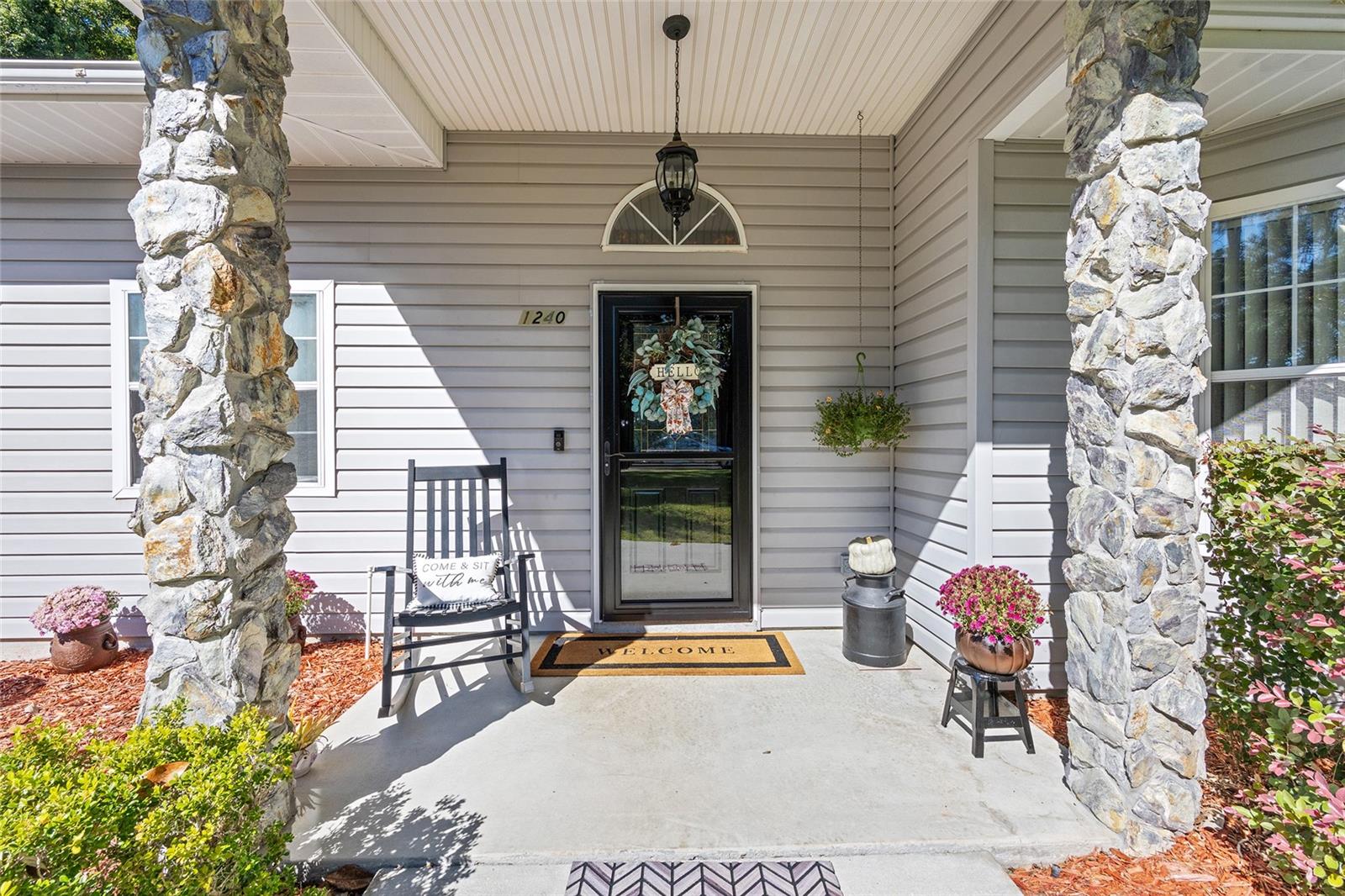 Image 9 of 48 For 5985 Gulf To Lake Highway