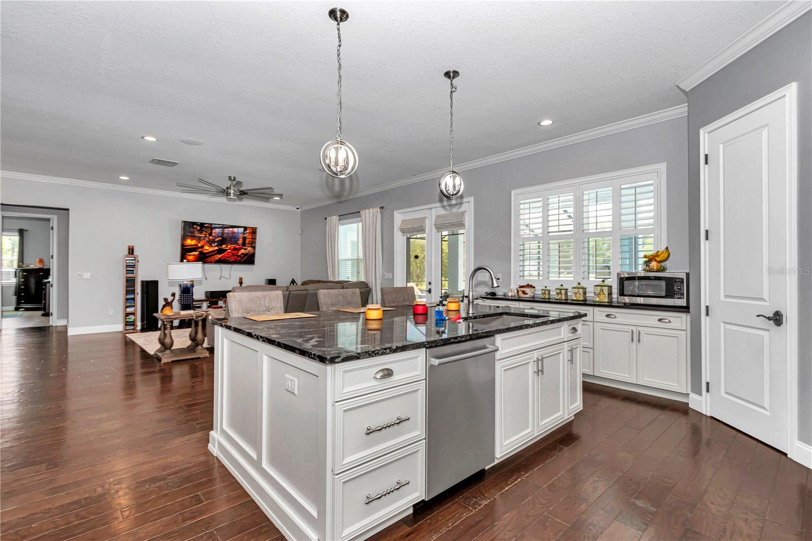 Image 14 of 45 For 4420 7th Avenue