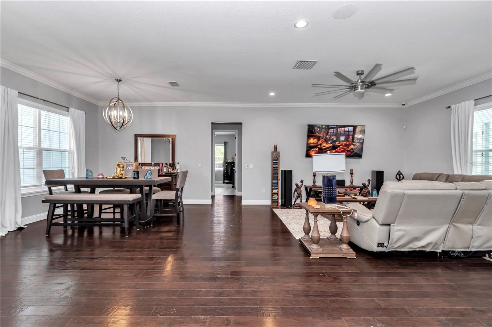 Image 17 of 45 For 4420 7th Avenue