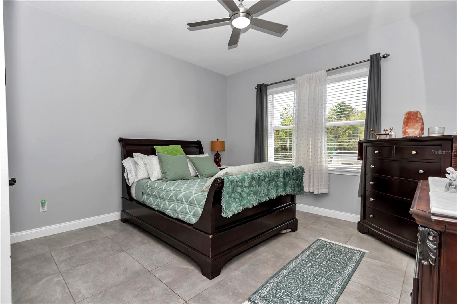 Image 23 of 45 For 4420 7th Avenue