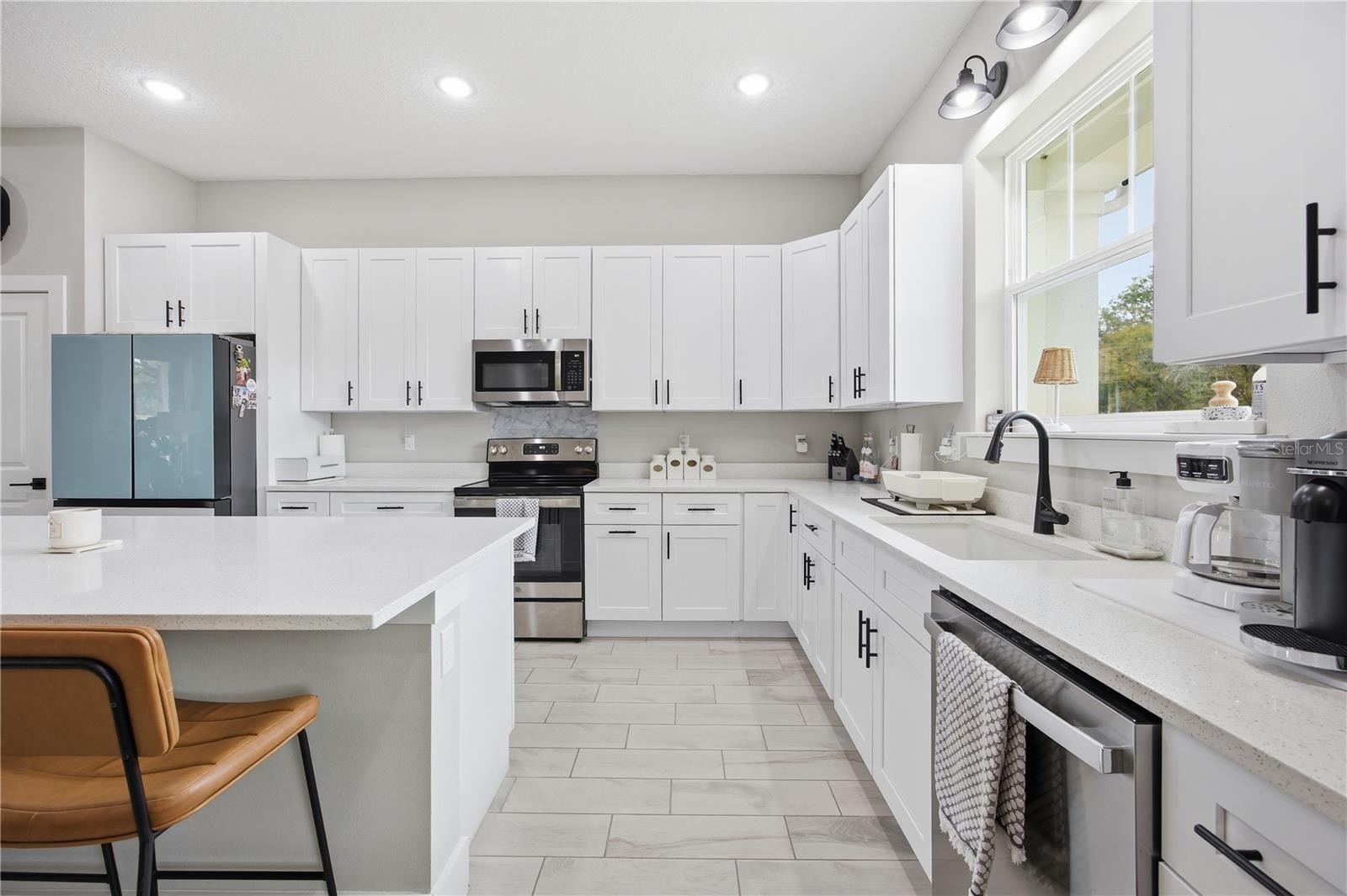 Image 16 of 41 For 5070 129th Court