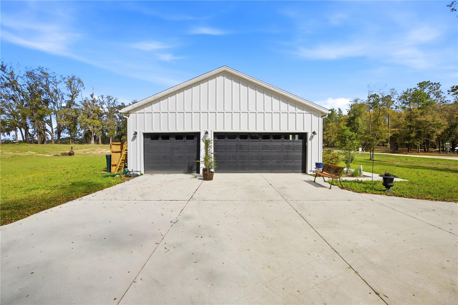 Image 29 of 41 For 5070 129th Court