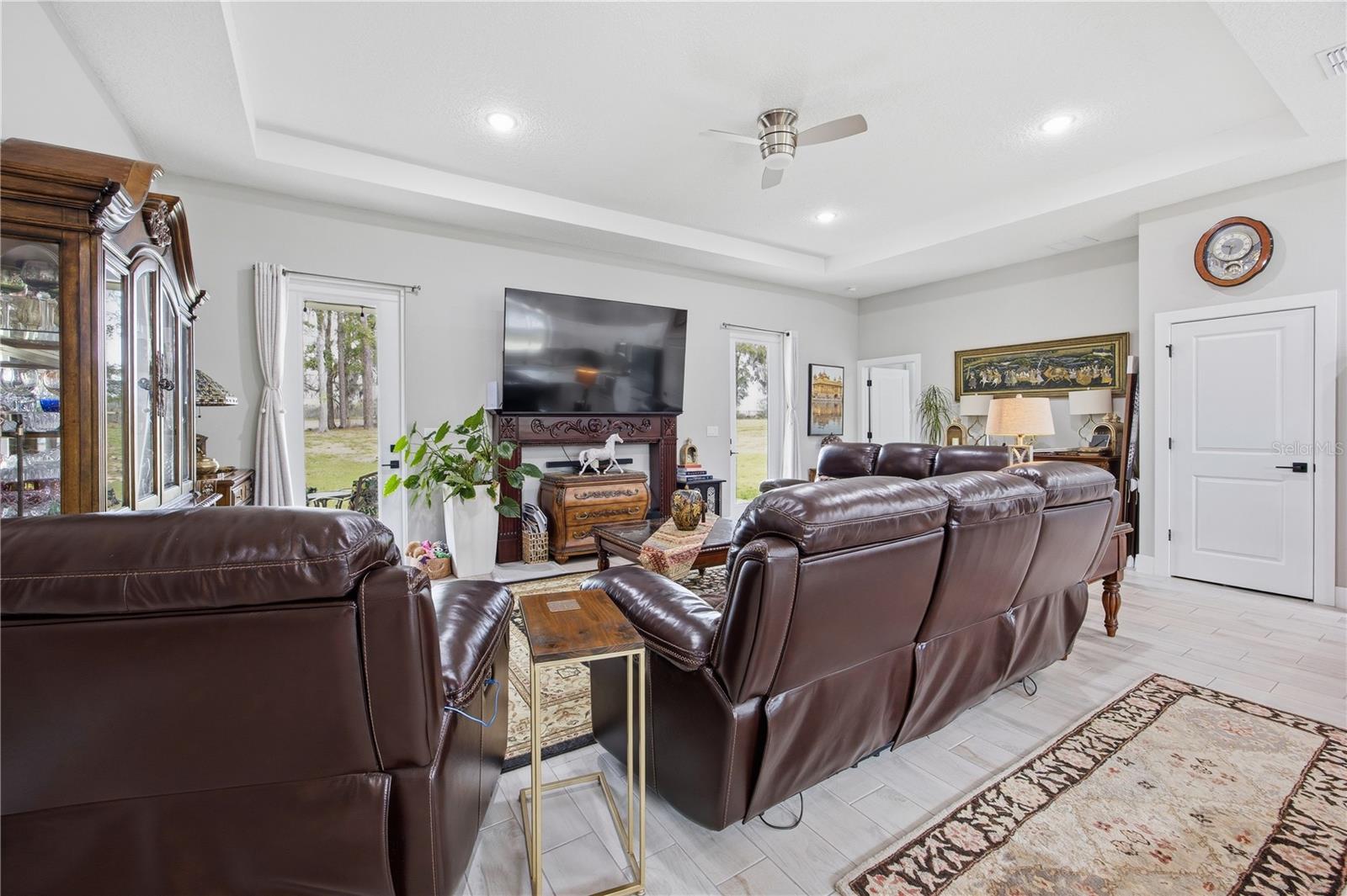 Image 8 of 41 For 5070 129th Court