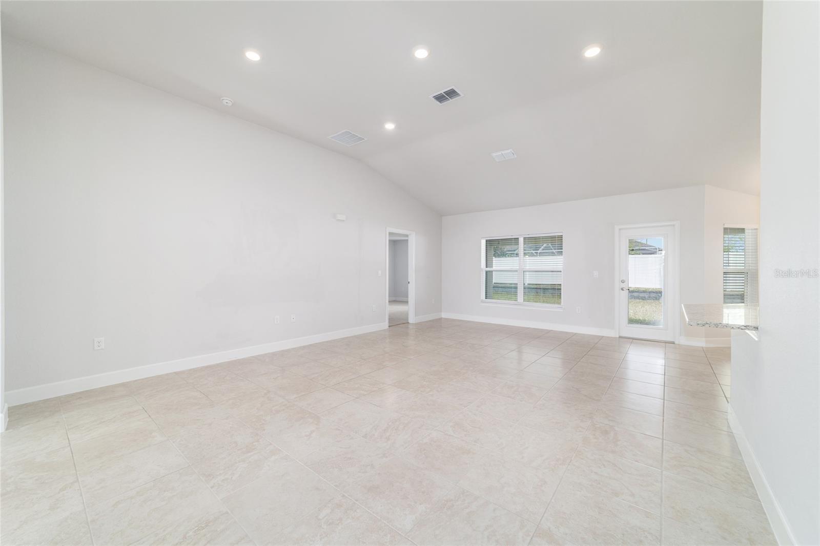 Image 10 of 81 For 8373 57th Court