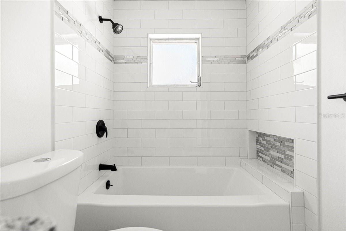 Image 27 of 55 For 2818 25th Court