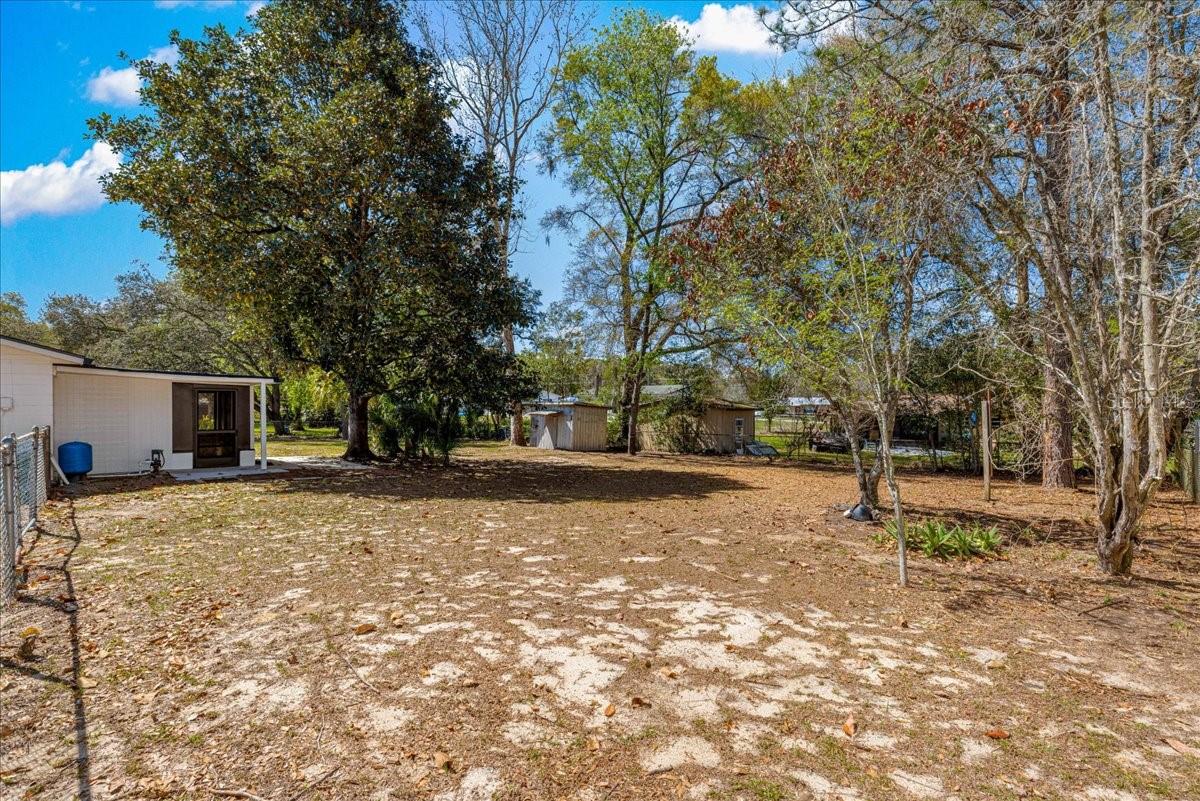 Image 41 of 55 For 2818 25th Court