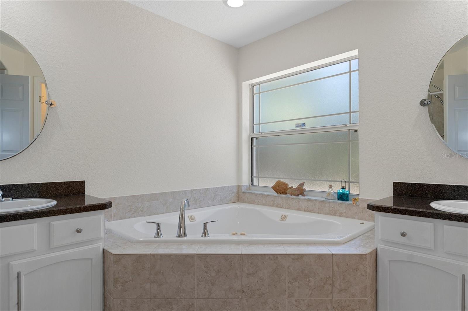 Image 25 of 50 For 8623 Dora Way