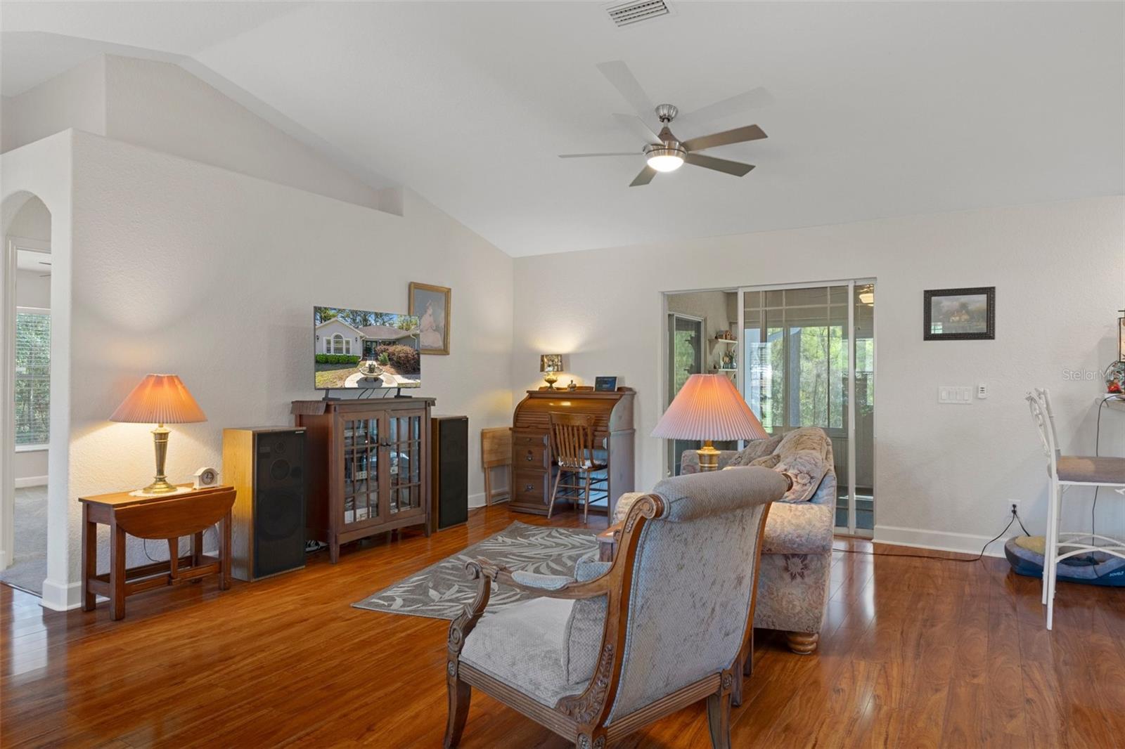 Image 9 of 50 For 8623 Dora Way