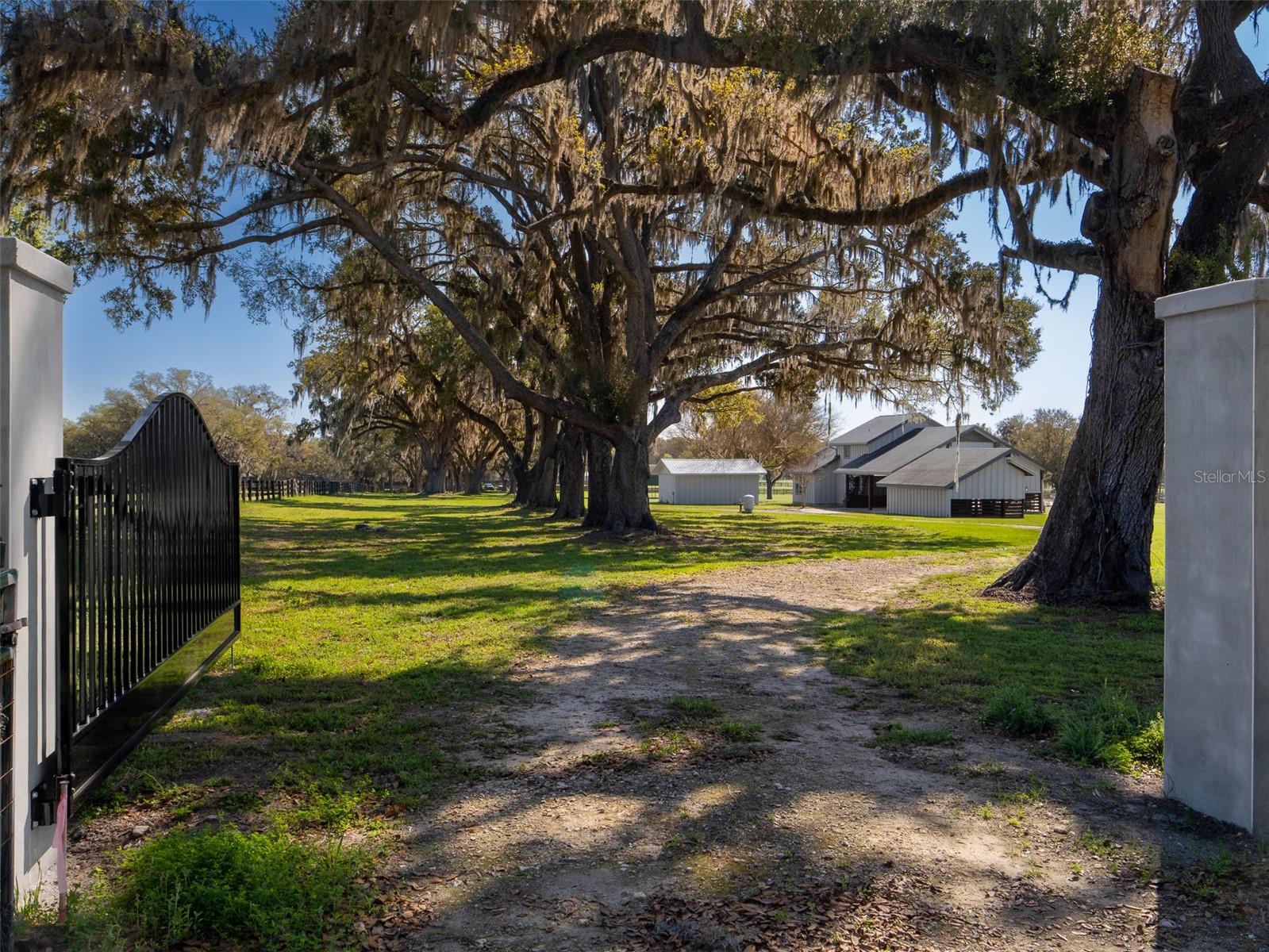 Image 3 of 27 For 15157 112th Place Road