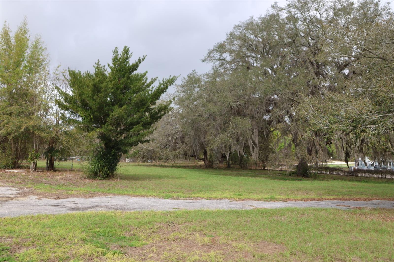 Image 16 of 23 For 11234 121st Lane Road